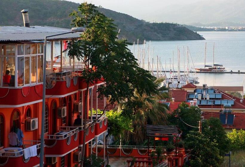 Номер Стандарт Вид на Море с Балконом, Ideal Pansiyon