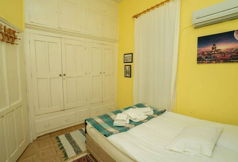 Standardrum, Istanbul Pansiyon
