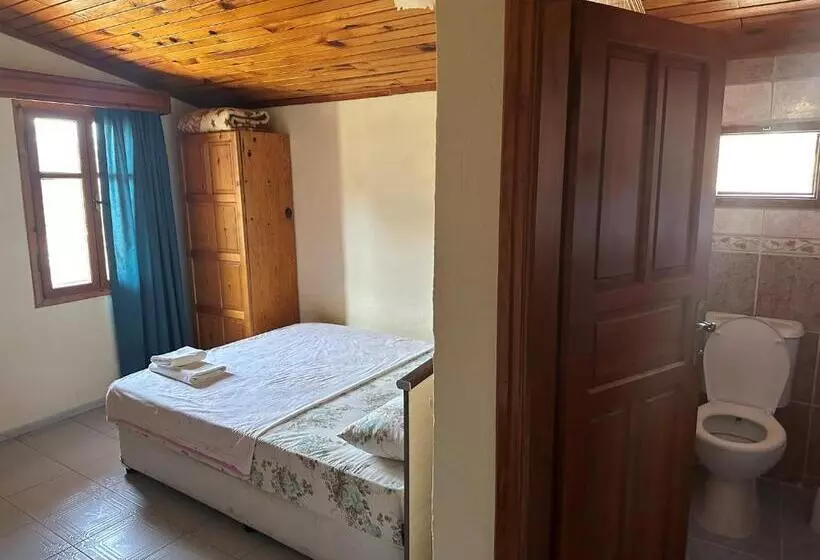اتاق استاندارد, St. Nicholas Pension