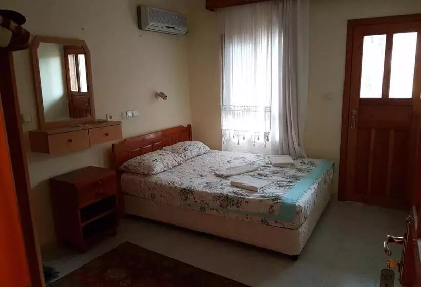 اتاق استاندارد, St. Nicholas Pension