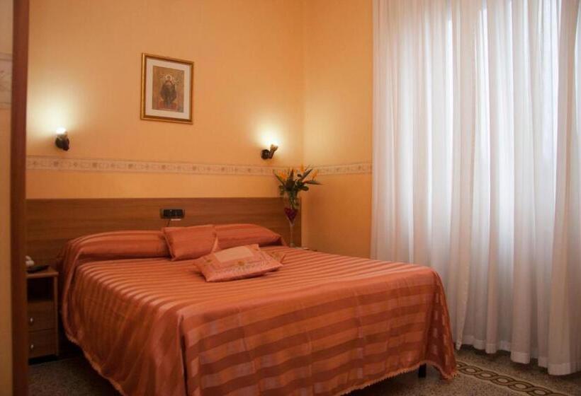 스탠다드 룸, Casa La Salle   Roma Vaticano