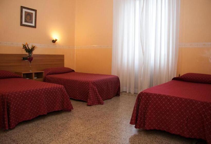 스탠다드 트리플 룸, Casa La Salle   Roma Vaticano