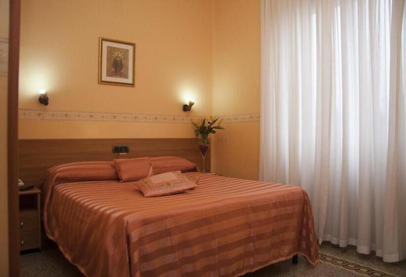 스탠다드 룸, Casa La Salle   Roma Vaticano