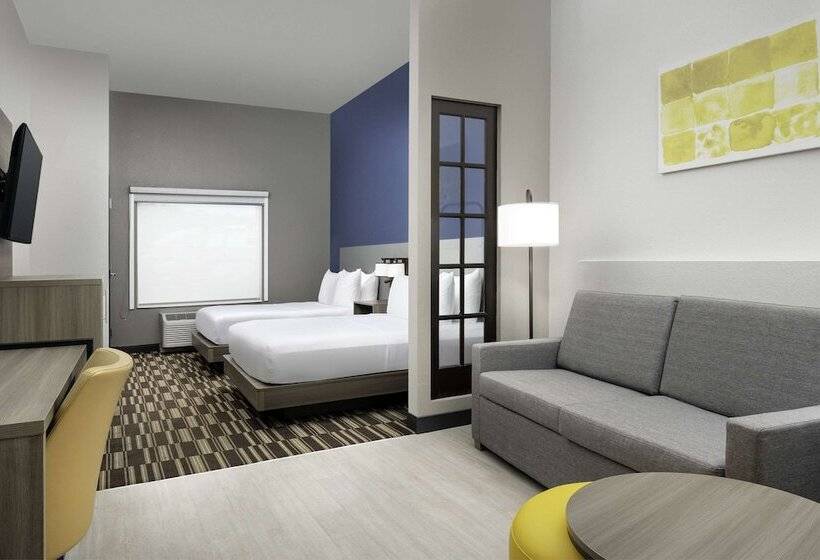 جناح, Comfort Suites Lake City