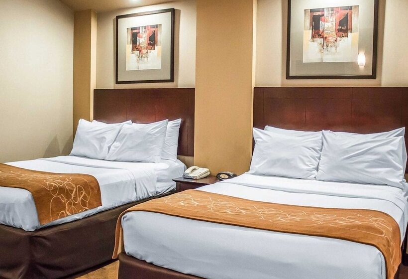 Люкс, Comfort Suites Perrysburg  Toledo South