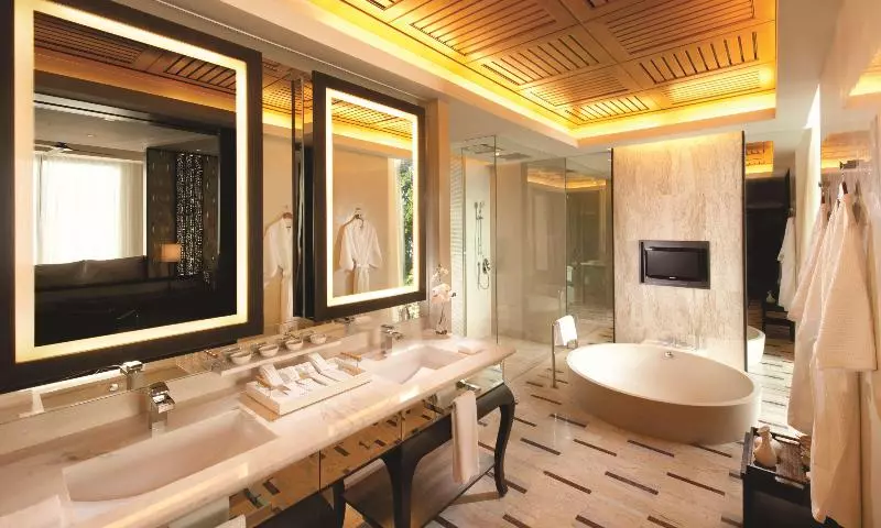 Villa 2 Makuuhuonetta Merinäkymä, Conrad Koh Samui Residences