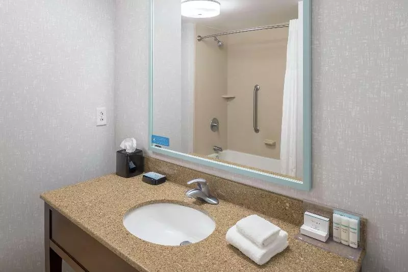 スイート, Holiday Inn Express & Suites George West, An Ihg