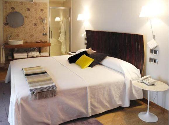 Люкс, Hospederia Chapitel