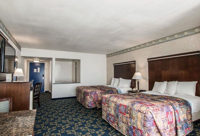 غرفه قياسيه سريرين مزدوجين, Rodeway Inn Oceanside Marina