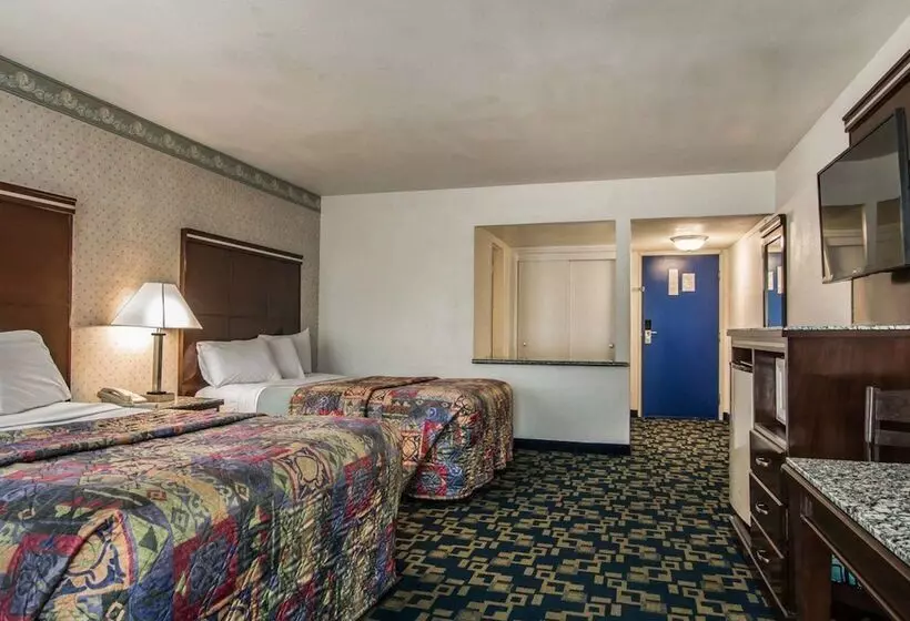 اتاق استاندارد با 2 تخت دوبل, Rodeway Inn Oceanside Marina