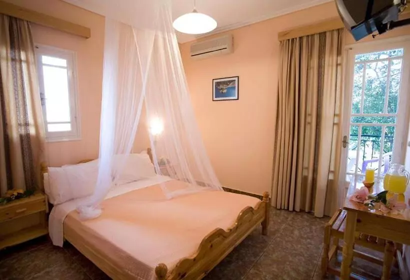 استودیوی استاندارد, Pansion Filoxenia Apartments & Studios