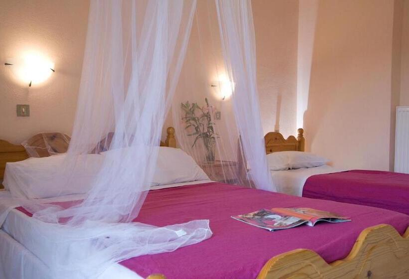 إستوديو قياسى, Pansion Filoxenia Apartments & Studios