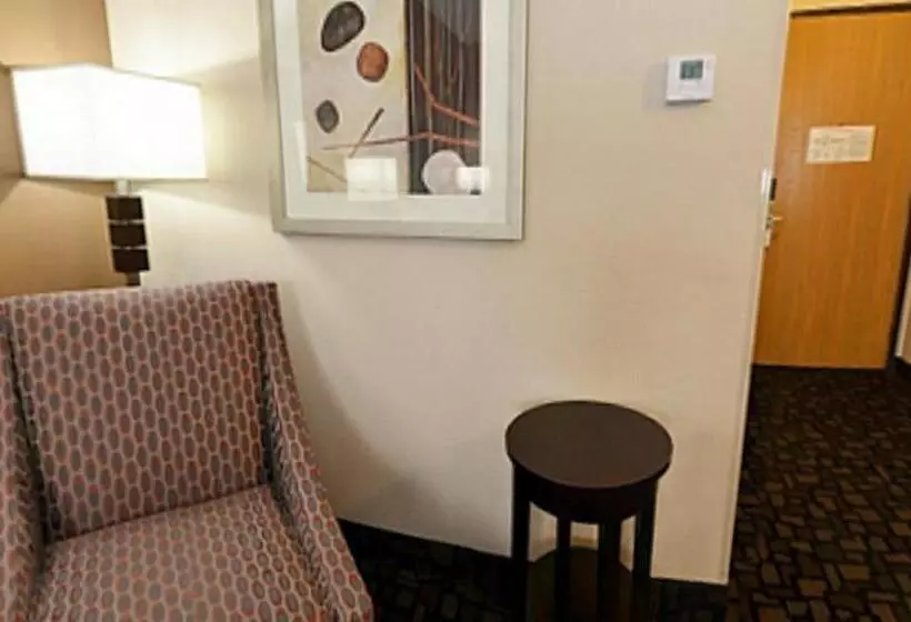 キングサイズベッドのスタンダードルーム, Best Western Plover Stevens Point Hotel & Conference Center