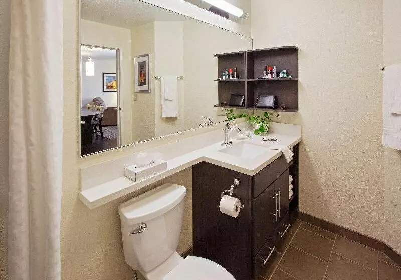 キングサイドベッドのスタンダードワンルーム, Candlewood Suites North Little Rock, An Ihg