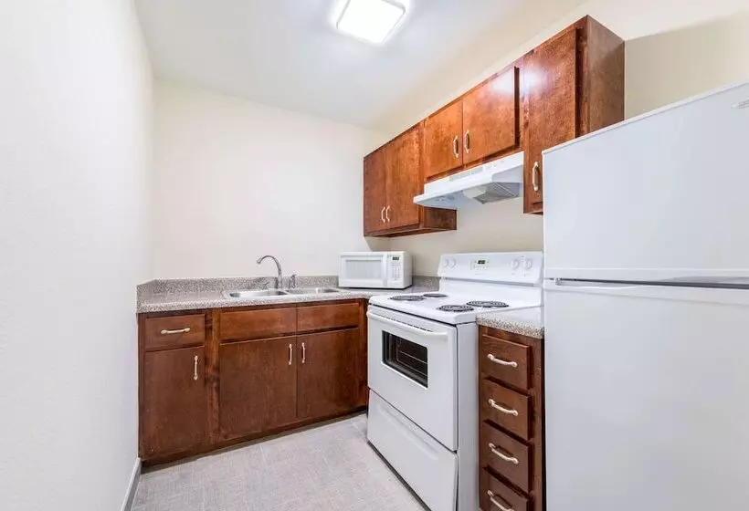 スイート, Clarion Pointe Madisonhuntsville