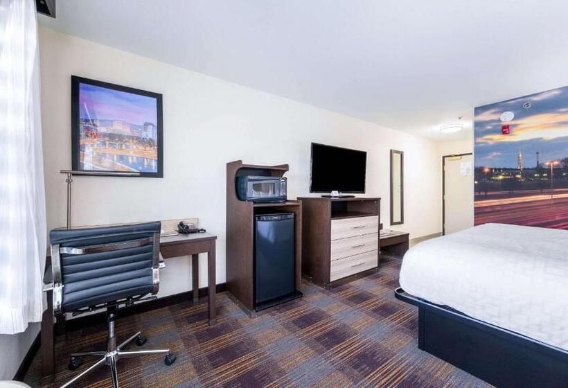 스탠다드 룸 킹사이즈 침대, Clarion Pointe Madisonhuntsville