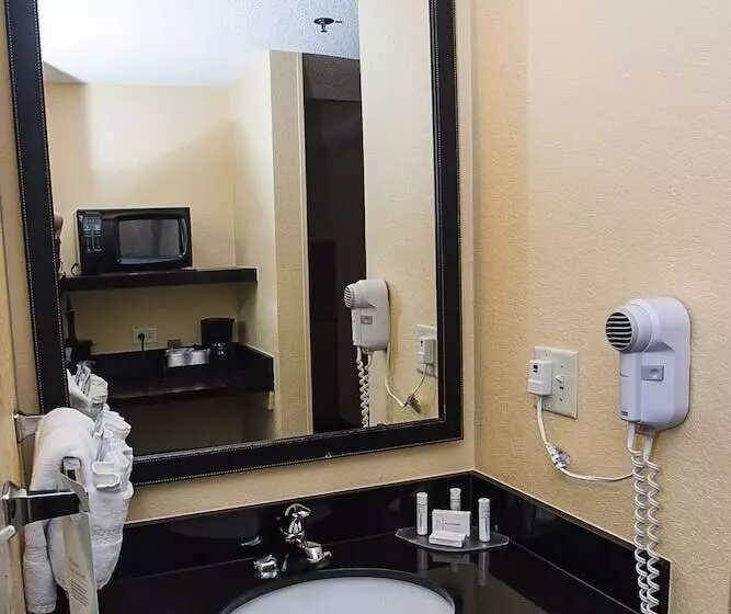 エクゼクティブスイート, Fairfield Inn & Suites By Marriott Boston Milford