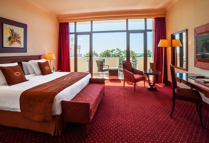 اتاق لوکس با چشم‌انداز دریا, Kobuleti Georgia Palace Hotel & Spa