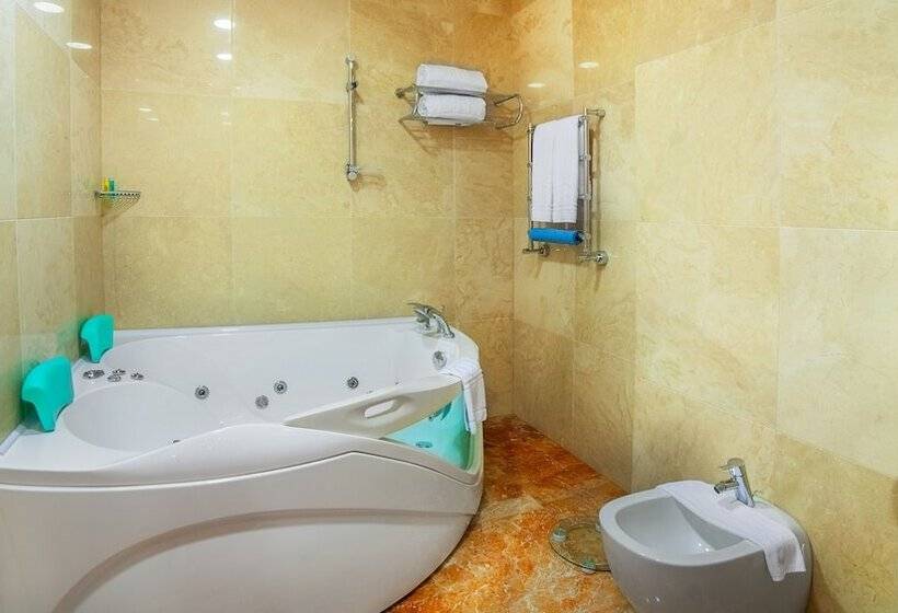 سوئیت پرزیدنت, Kobuleti Georgia Palace Hotel & Spa