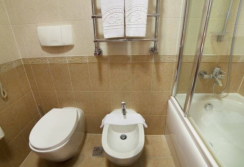 اتاق خانوادگی با چشم‌انداز دریا, Kobuleti Georgia Palace Hotel & Spa