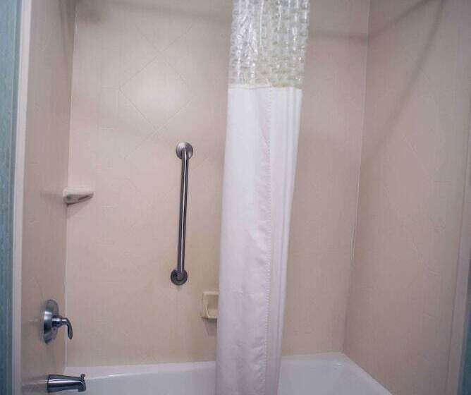 标准间, Hampton Inn Monticello