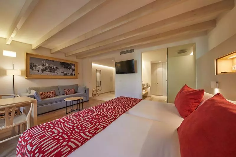 Standard-huone King-vuode, Holiday Inn Express Hotel & Suites Rogers, An Ihg