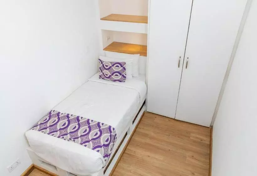 1 Bedroom Apartment
