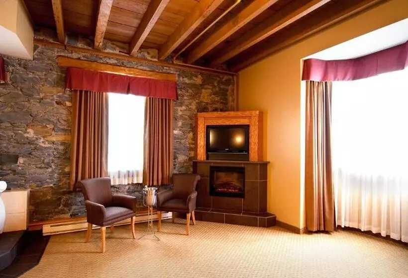 اتاق اجرایی با تخت بزرگ, Murray Premises