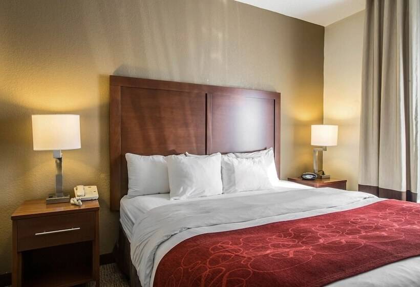 جناح, Quality Suites