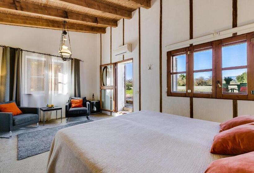 جناح جونيور سوبريور, Agroturisme Son Pons