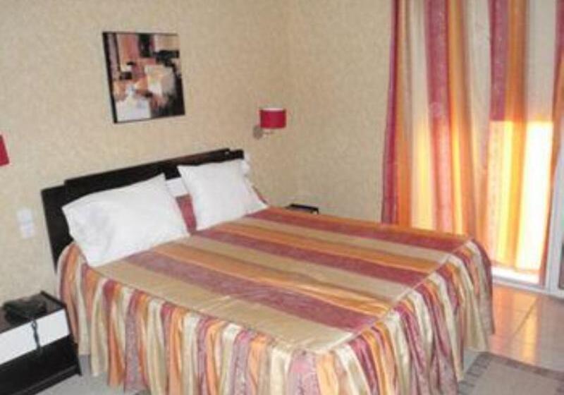 اتاق استاندارد یک نفره, St