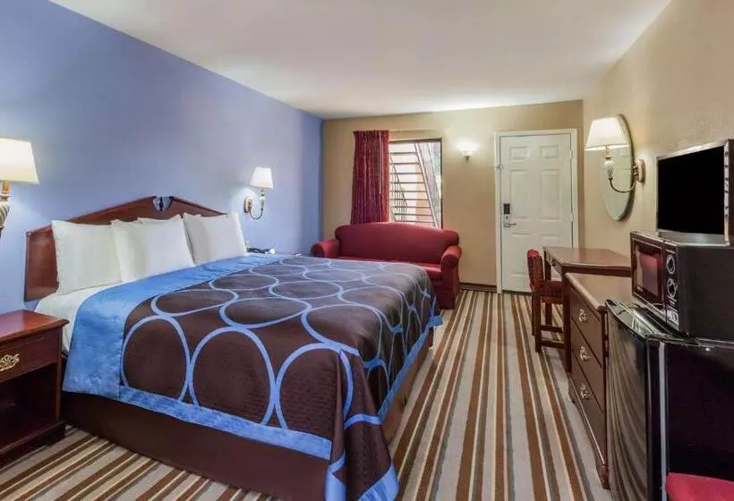 Standard-huone King-vuode, Super 8 By Wyndham Mt. Pleasant Tx