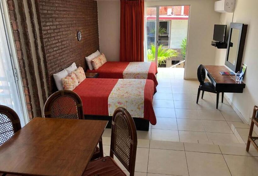 Полулюкс, Vf Villa Florencia