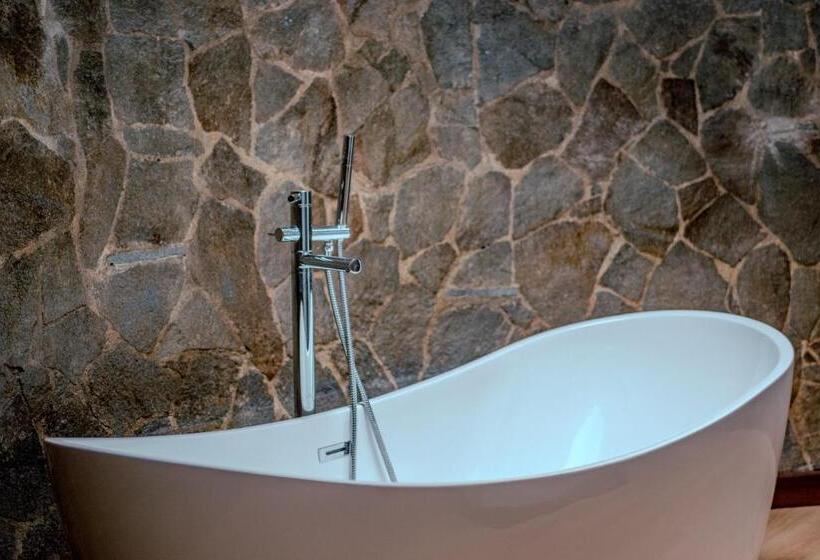 سوییت, Villa Florencia