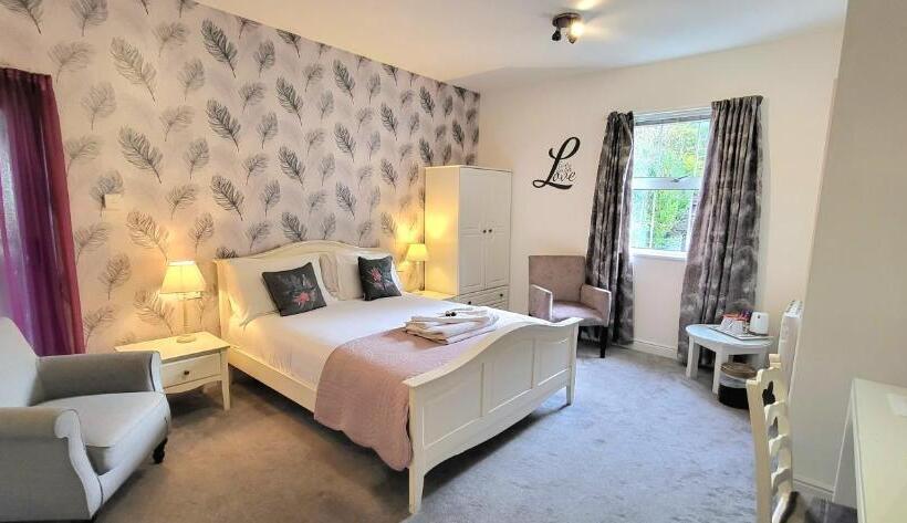 חדר קלאסי מיטת קינג סייז, Woodlands