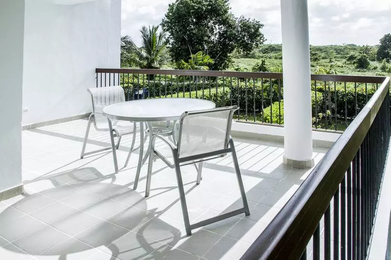 استودیوی استاندارد, Karibo Punta Cana