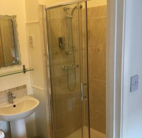 اتاق استاندارد یک نفره, Pebbles Guest House