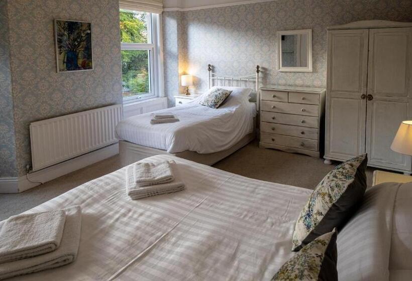 Habitación Triple Estándar, Woodside Bed And Breakfast