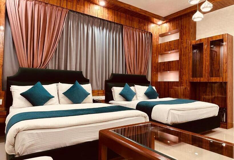 جناح جونيور عائلى, Baba Deluxe At New Delhi Railway Station  By Rcg Hotels