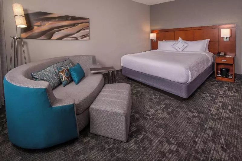 キングサイズベッドのスタンダードルーム, Courtyard By Marriott Dulles Town Center