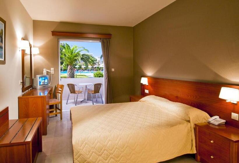 חדר סופריור, Esperia