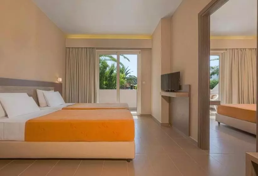Chambre Familiale, Esperia