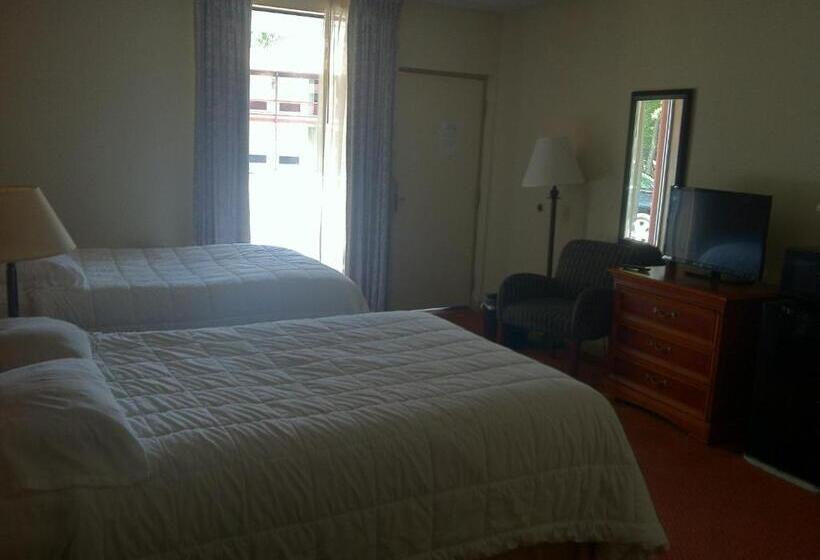 غرفه قياسيه سريرين مزدوجين, Fairbridge Inn And Suites West Point