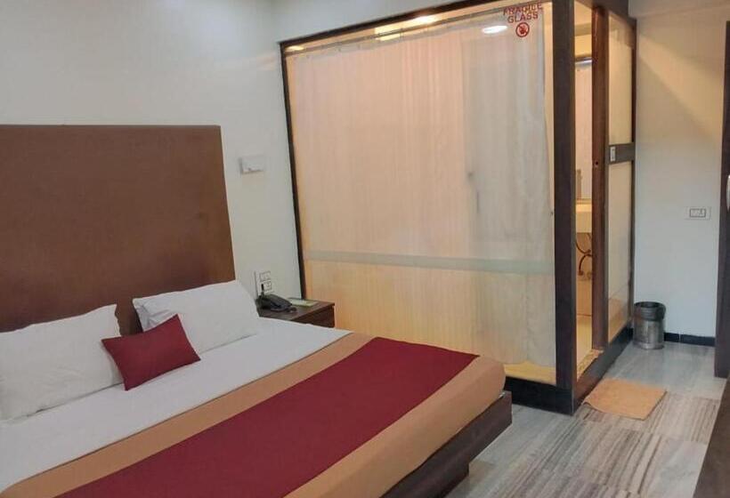 Номер Economy, Milan International