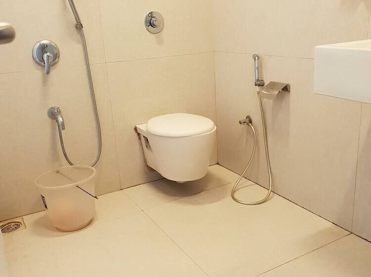 Номер Стандарт, Milan International