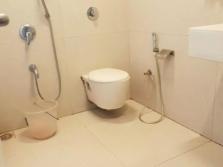 اتاق استاندارد, Milan International