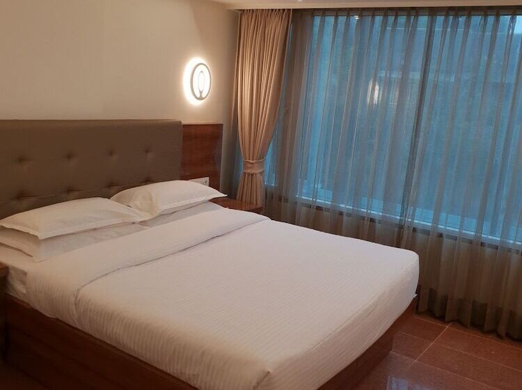 Номер Deluxe, Milan International