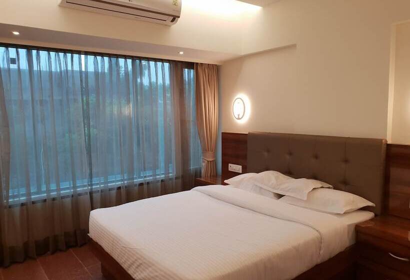 Номер Deluxe, Milan International