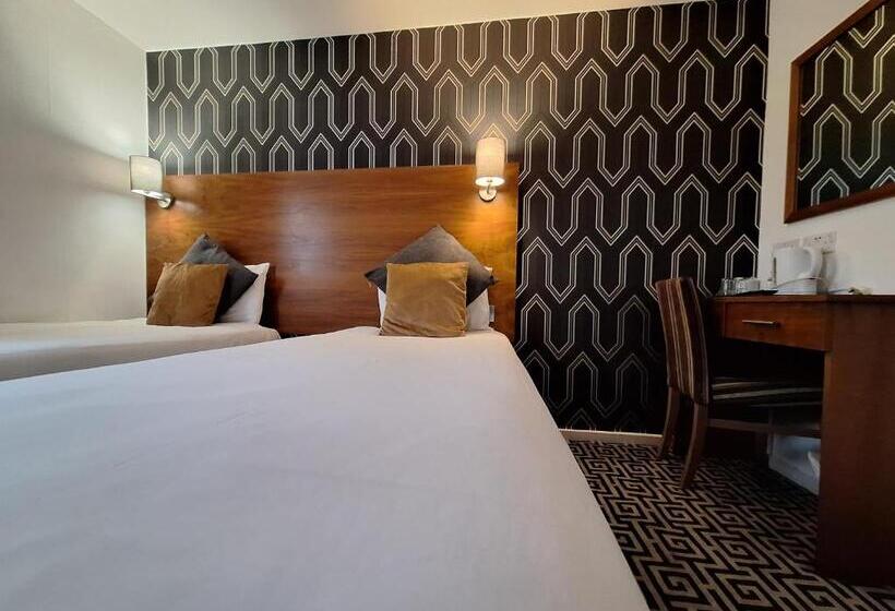 Номер Стандарт, Stockwood Hotel Luton Airport