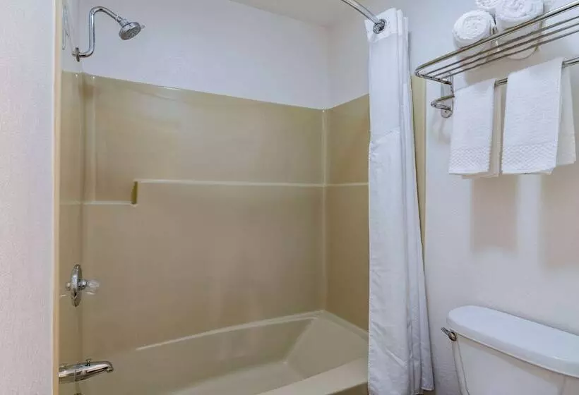 Standard-huone, Super 8 By Wyndham Ukiah